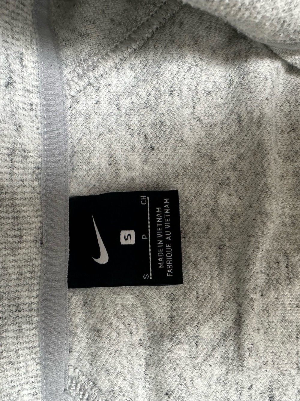 Nike women’s Heather Gray quarter zip sweatshirt